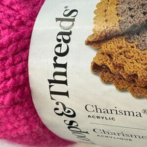 Loops & Threads Charisma | Bulky 5 | Fuchsia Pink‎ | 1 Skein, 109 yards